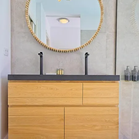 شقة Minea Piscina Privada Vistas Al Mar *