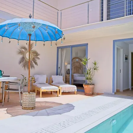 Minea Piscina Privada Vistas Al Mar Daire *