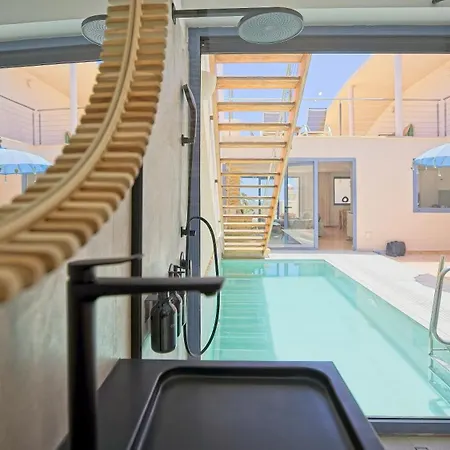 Minea Piscina Privada Vistas Al Mar Коста Калма